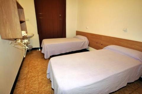 Hostal Can Blanco Sarriá de Ter Chambre photo
