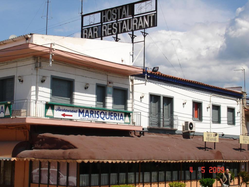 Hostal Can Blanco Sarriá de Ter Extérieur photo